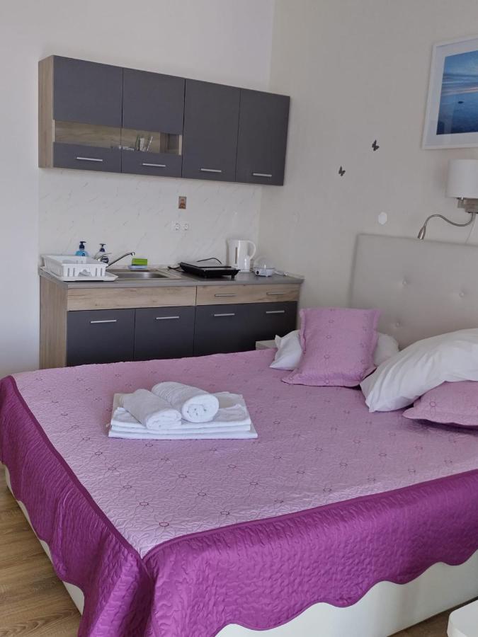 Blaxy Resort Stefi Cu Acces La Piscine Gratuit Douăzeci şi Trei August Extérieur photo